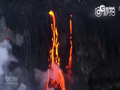 震撼！夏威夷火山熔岩首次流入太平洋成新陆地